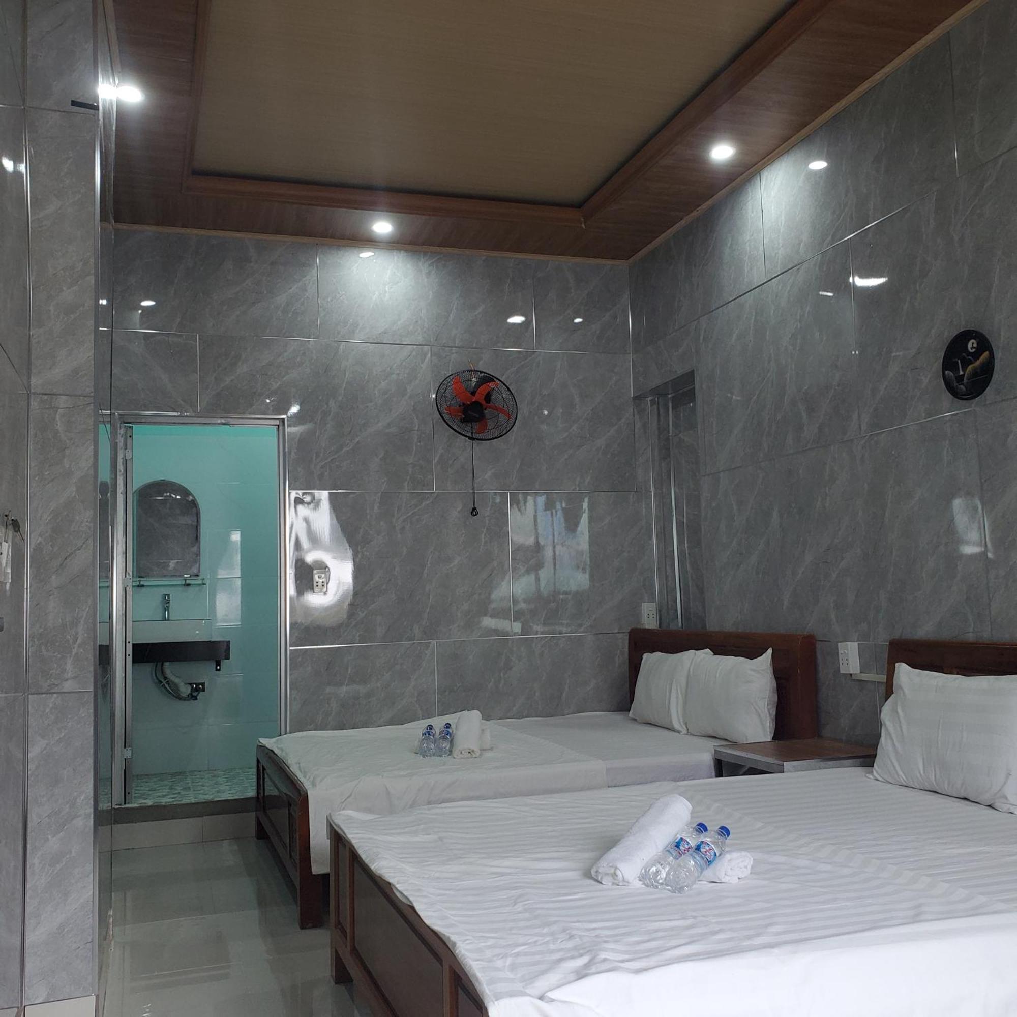 Tuan Thanh Homestay Tân Hiệ Εξωτερικό φωτογραφία